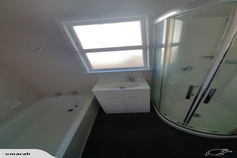 Photo of property in 2/98 Symonds Street, Royal Oak, Auckland, 1061