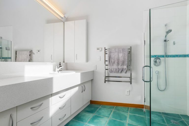 Photo of property in 6 Vista Paku, Pauanui, Hikuai, 3579