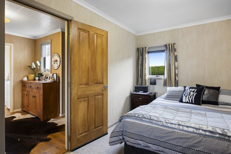 Photo of property in 357 Katene Road, Normanby, Hawera, 4675