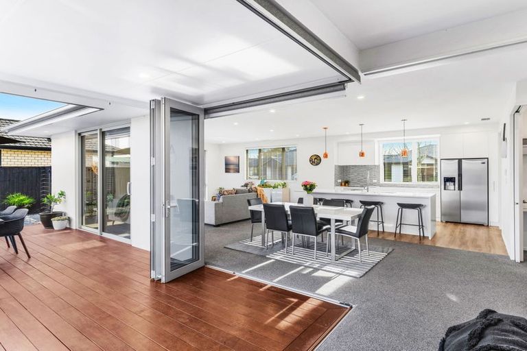 Photo of property in 16 Carpenter Drive, Prebbleton, 7604