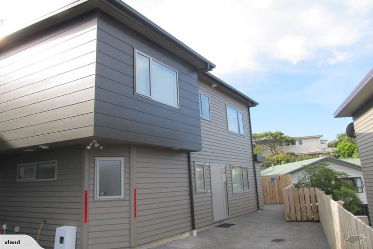 Photo of property in 25 Mascot Street, Tawa, Wellington, 5028