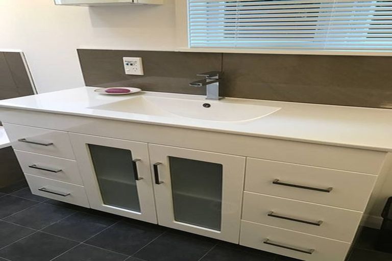 Photo of property in 115a Grafton Road, Roseneath, Wellington, 6011