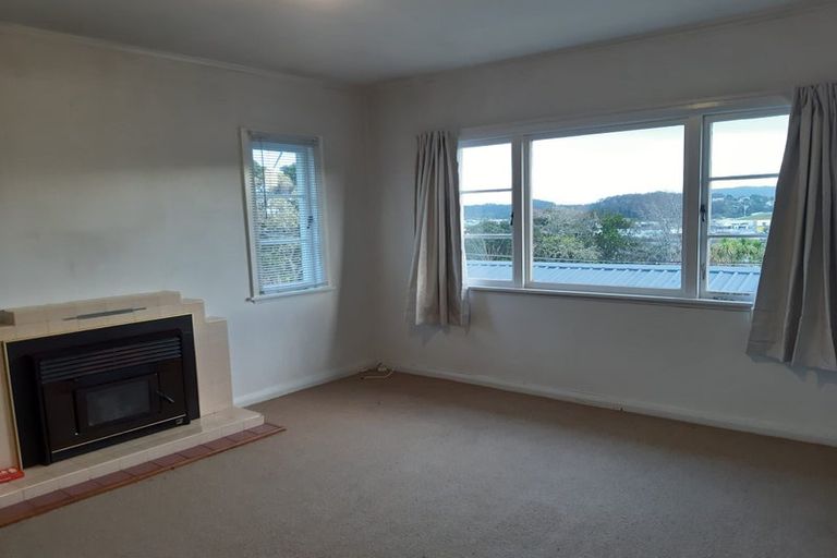 Photo of property in 2 Jessie Street, Parahaki, Whangarei, 0112