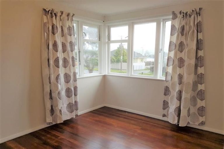 Photo of property in 78-80 Leicester Street, Cannons Creek, Porirua, 5024
