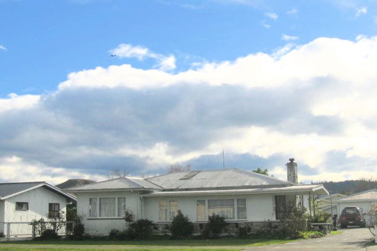 Photo of property in 83 Gloucester Street, Greenmeadows, Napier, 4112