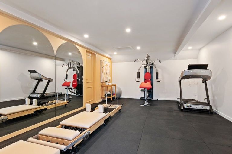 Photo of property in 93 Carlton Mill Road, Merivale, Christchurch, 8014