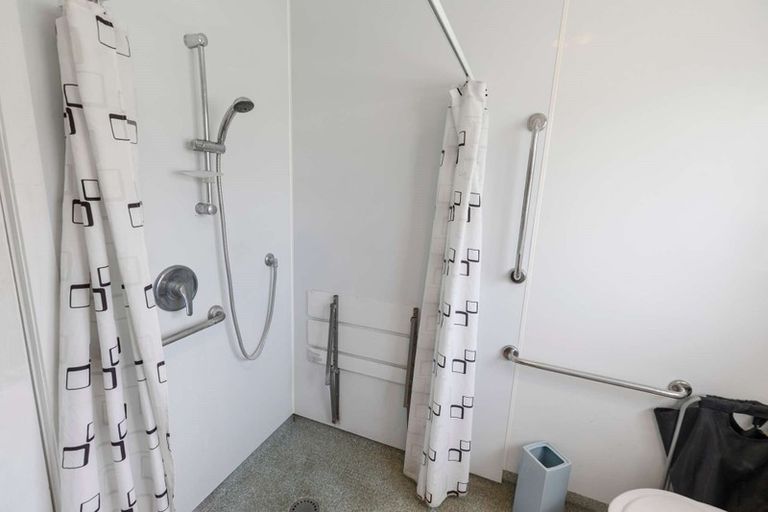 Photo of property in 34 High Street West, Waitara, 4320