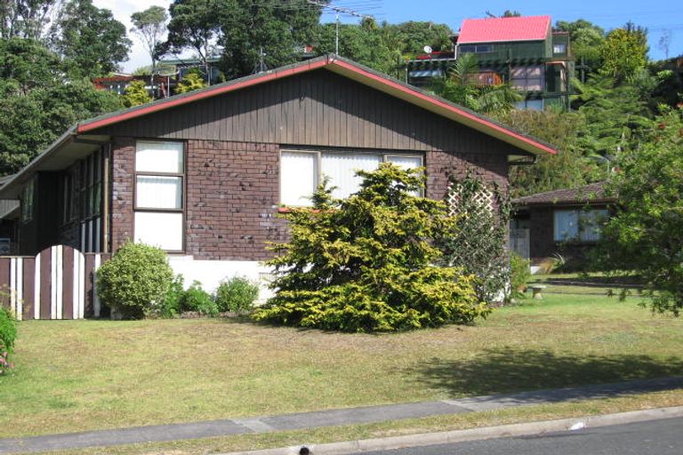 Photo of property in 1/35 Palliser Lane, Browns Bay, Auckland, 0630