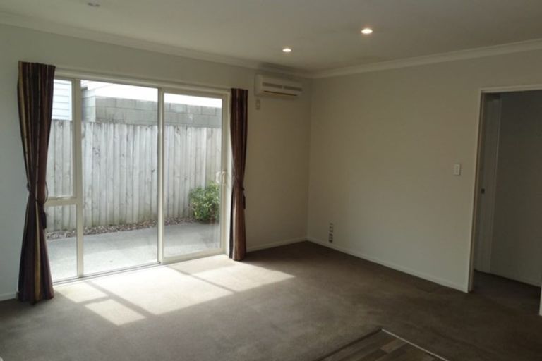 Photo of property in 3/60 Bassett Street, Burwood, Christchurch, 8083