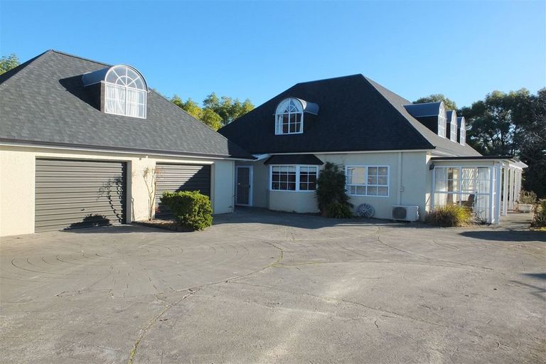 Photo of property in 11 Hillview Place, Pleasant Point, 7903