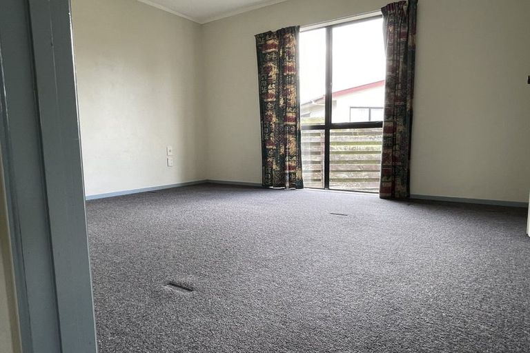 Photo of property in 30 Kowhai Street, Tokomaru, Palmerston North, 4474