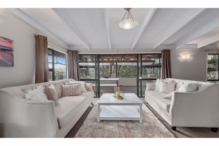 Photo of property in 29 Glencoe Road, Browns Bay, Auckland, 0630