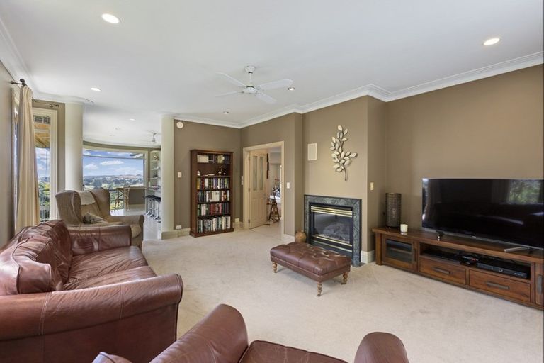 Photo of property in 12 Gulf Harbour Drive, Gulf Harbour, Whangaparaoa, 0930