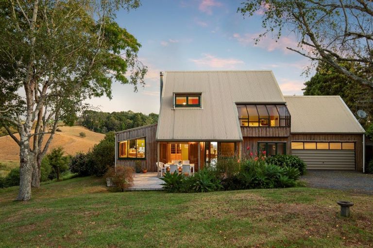 Photo of property in 226 Pukekohe East Road, Pukekohe East, Pukekohe, 2677