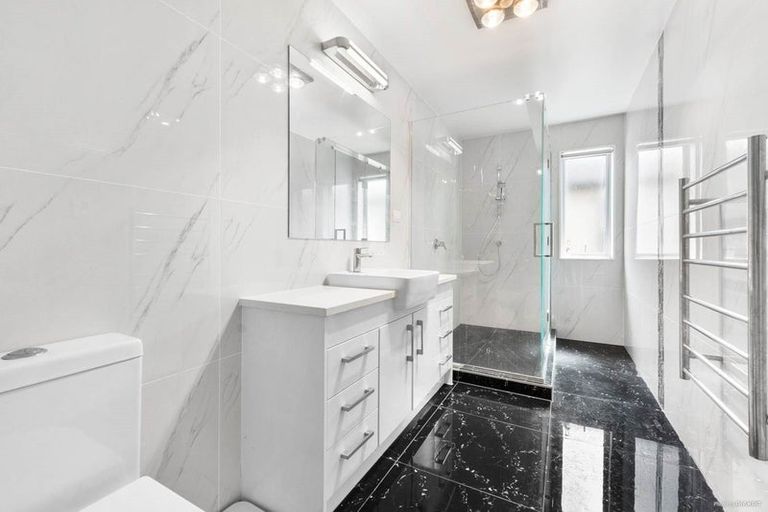 Photo of property in 20 Carrickdawson Drive, Flat Bush, Auckland, 2019