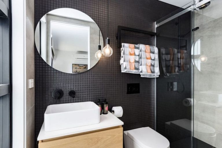 Photo of property in 211 Marine Parade, Mount Maunganui, 3116