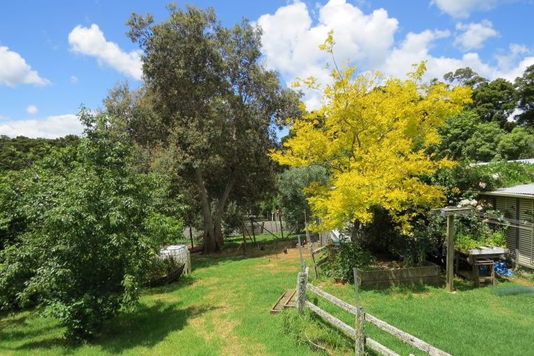 Photo of property in 27 Gillingham Road, Te Kamo, Whangarei, 0112