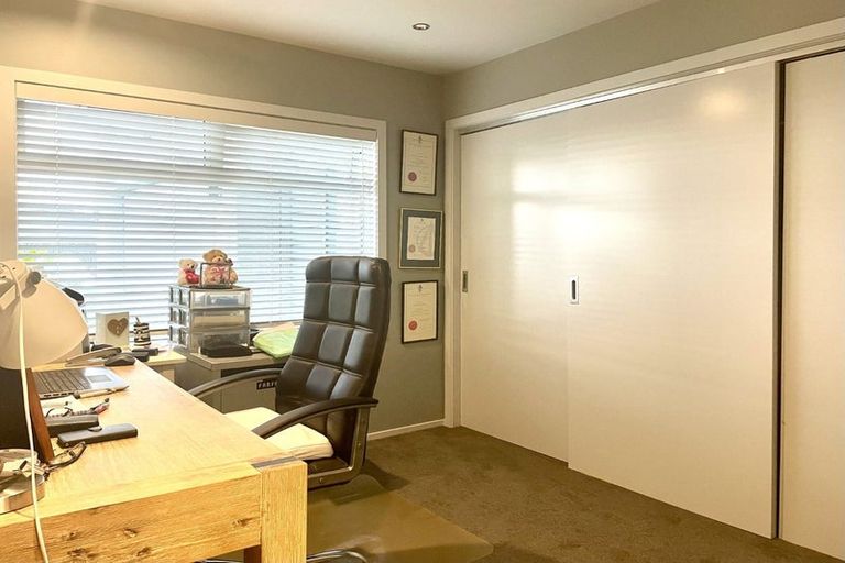 Photo of property in 21 Te Heipora Place, Havelock North, 4130