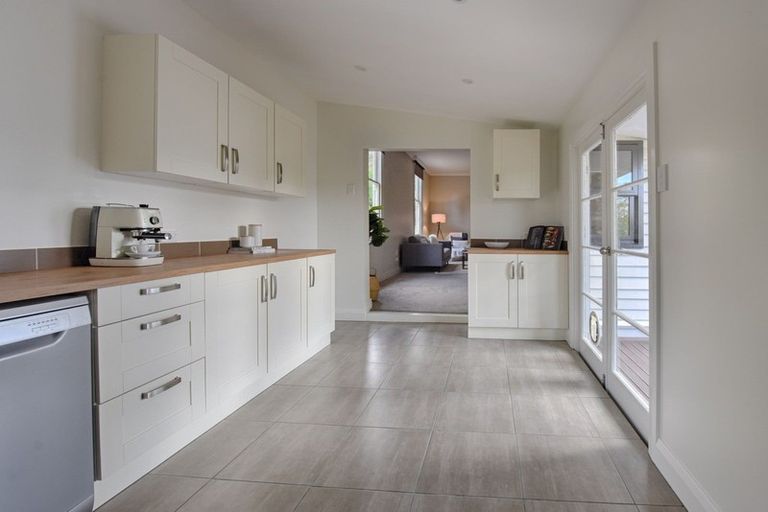 Photo of property in 10 Howard Street, Gore, 9710