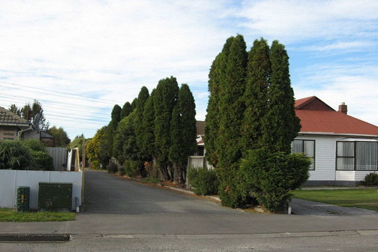 Photo of property in 2/58 Epsom Road, Sockburn, Christchurch, 8042