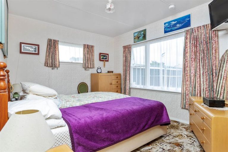 Photo of property in 89 Kent Street, Carterton, 5713