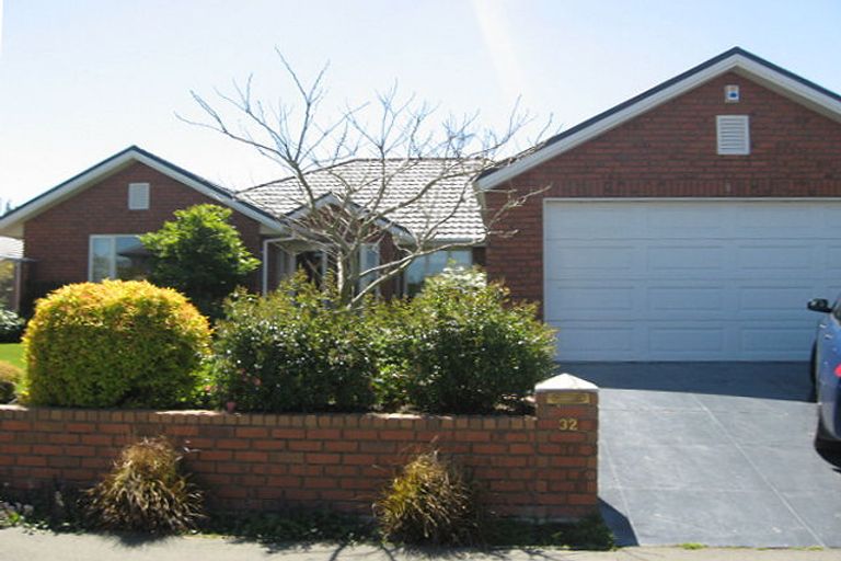 Photo of property in 32 Woodhurst Drive, Casebrook, Christchurch, 8051