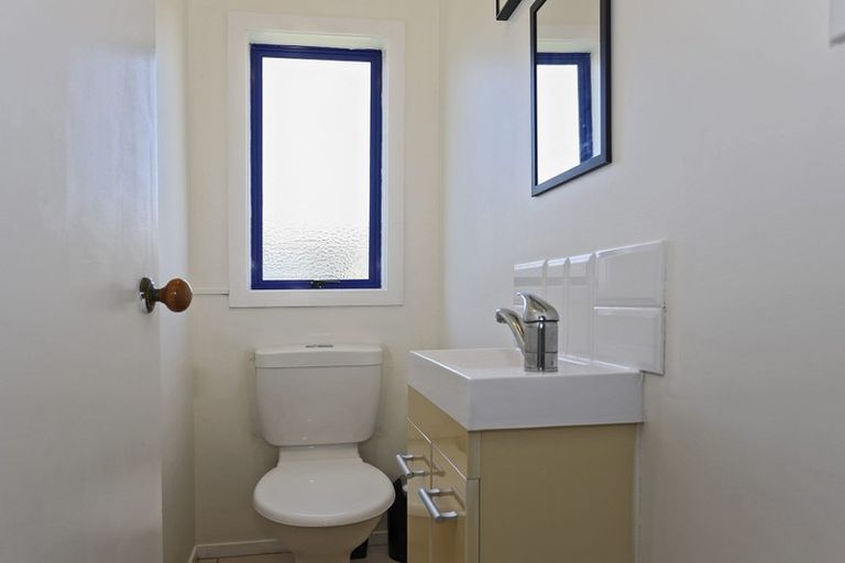 Photo of property in 393 Pukehina Parade, Pukehina, Te Puke, 3189