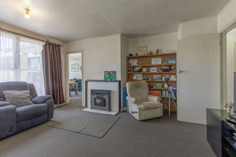 Photo of property in 17 Te Iwiheke Place, Turangi, 3334
