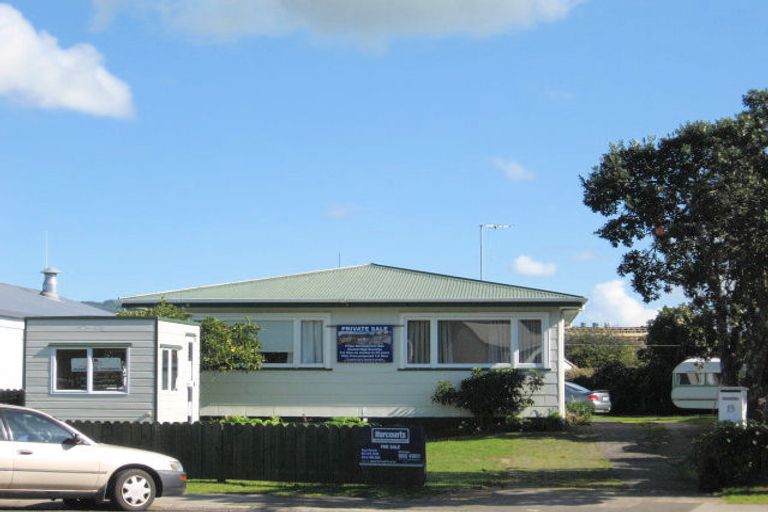 Photo of property in 13 The Esplanade, Whitianga, 3510