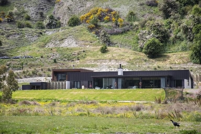 Photo of property in 50 Hogans Gully Road, Arrowtown, Queenstown, 9371