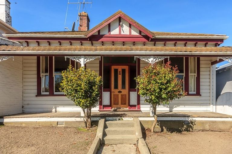 Photo of property in 16 Memorial Avenue, Parkside, Timaru, 7910