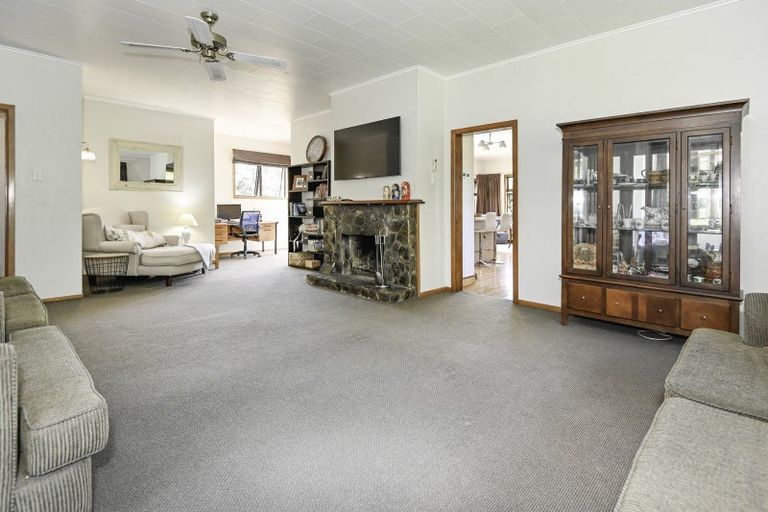 Photo of property in 1652 Taihape Road, Sherenden, Hastings, 4179
