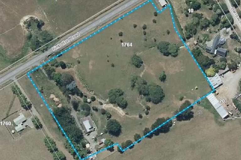Photo of property in 1764 Kimbolton Road, Cheltenham, Feilding, 4777