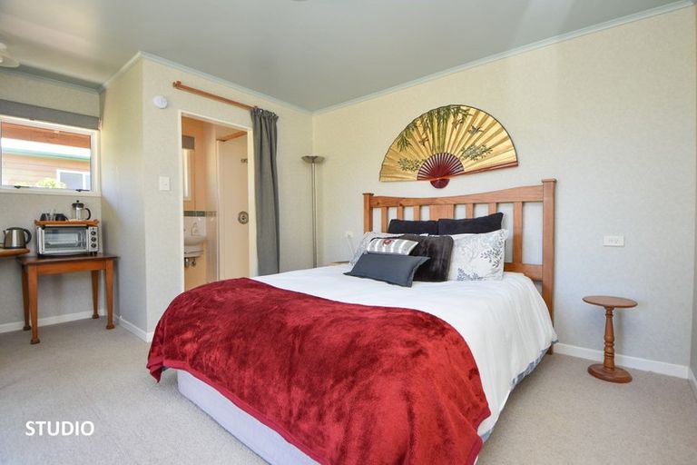 Photo of property in 110 Somerset Road, Parkvale, Carterton, 5792