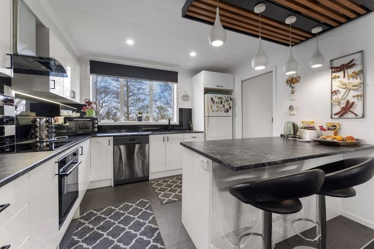 Photo of property in 3 Mabey Street, Eltham, 4322