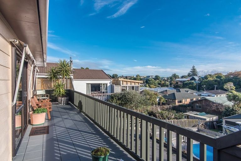 Photo of property in 75 Alexander Road, Raumati Beach, Paraparaumu, 5032
