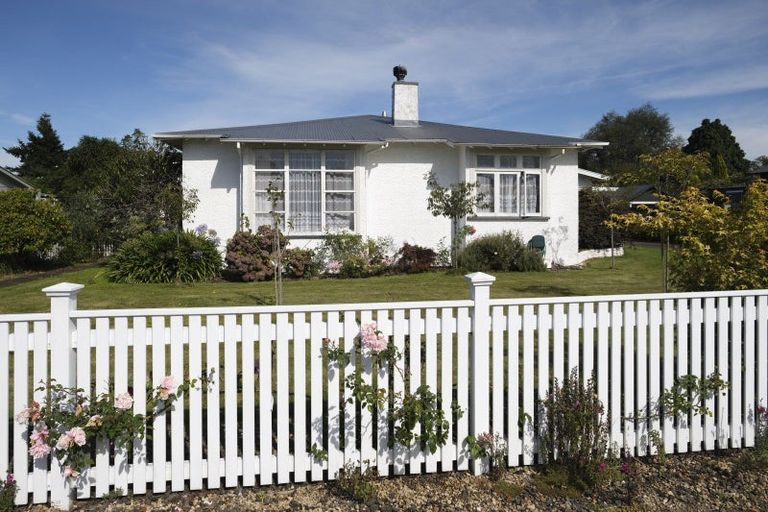 Photo of property in 62 Barraud Street, Dannevirke, 4930