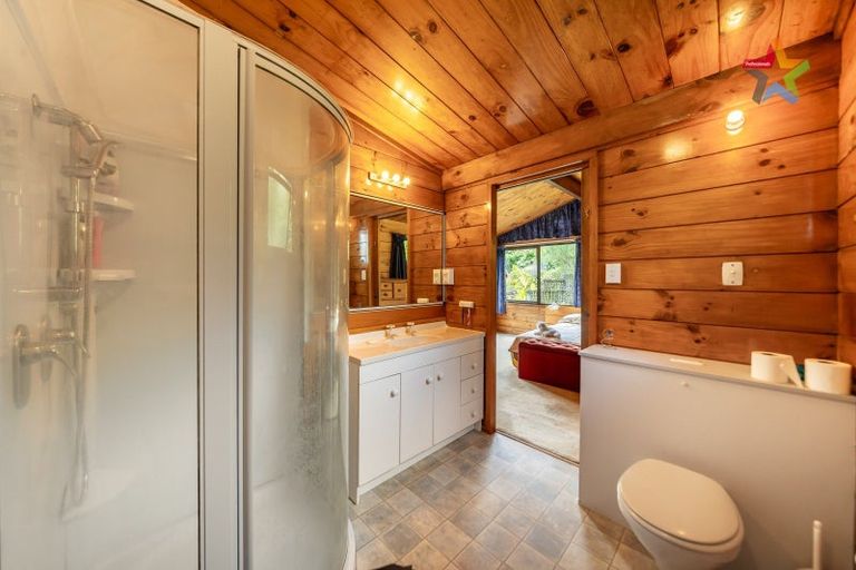 Photo of property in 7 Palm Grove, Belmont, Lower Hutt, 5010