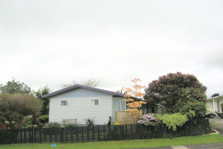 Photo of property in 27 Keepa Avenue, Paeroa, 3600