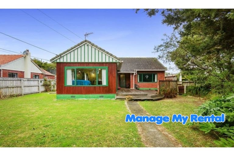 Photo of property in 2 Brook Street, Waiwhetu, Lower Hutt, 5010