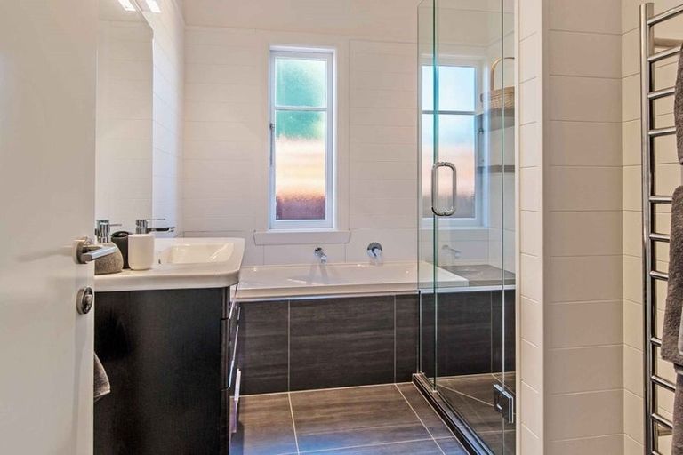 Photo of property in 24 Kinloch Street, St Albans, Christchurch, 8014