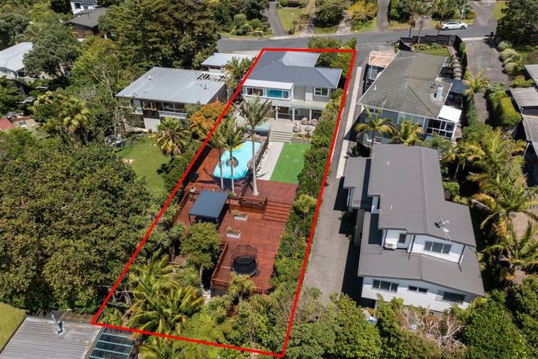 Photo of property in 8 Sandford Street, Campbells Bay, Auckland, 0630