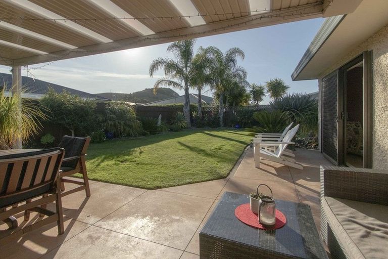 Photo of property in 18 Bishops Close, Greenmeadows, Napier, 4112