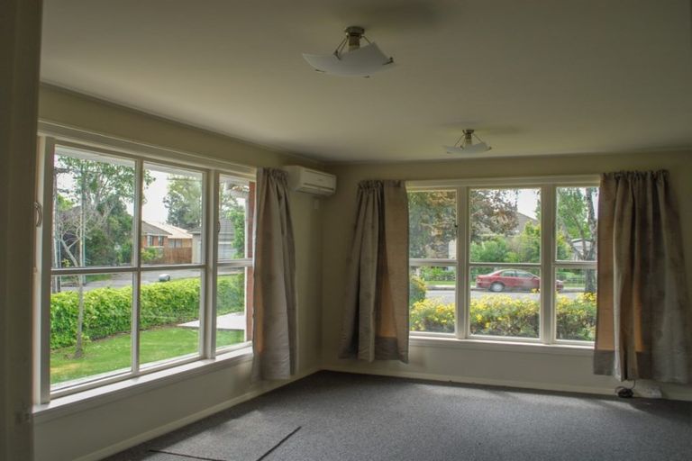 Photo of property in 5 Auburn Avenue, Upper Riccarton, Christchurch, 8041