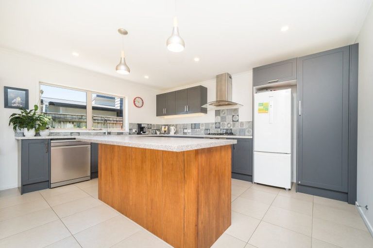 Photo of property in 6 Silkwood Place, Fitzherbert, Palmerston North, 4410