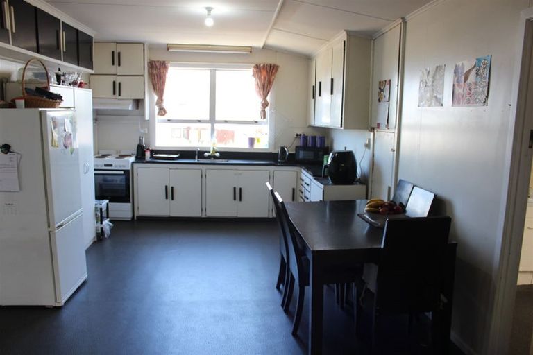 Photo of property in 23 Christchurch Street, Kaitangata, 9210