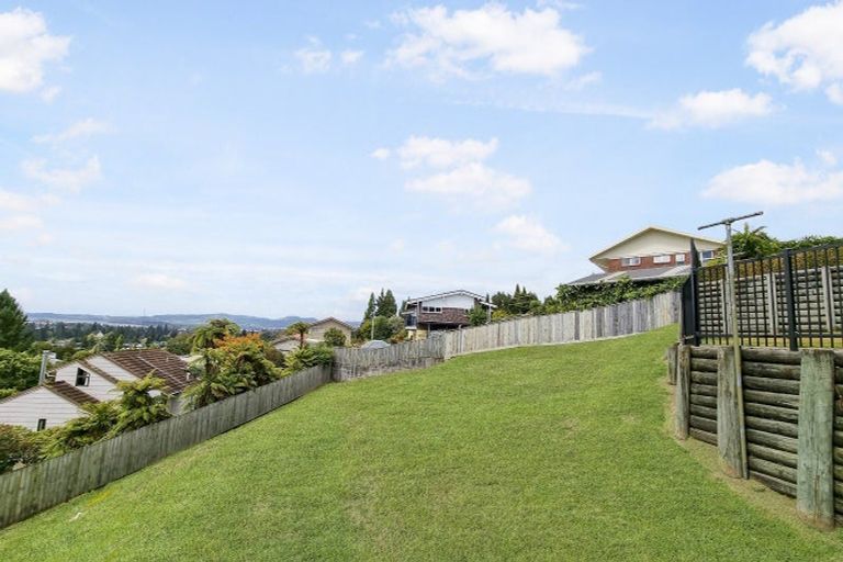 Photo of property in 3a Haratua Place, Springfield, Rotorua, 3015