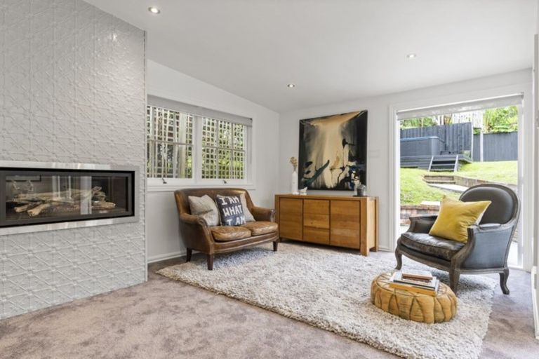 Photo of property in 8 Glen Road, Stokes Valley, Lower Hutt, 5019