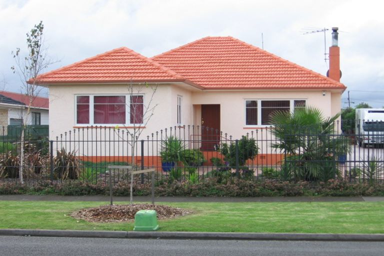Photo of property in 34 Atkinson Avenue, Papatoetoe, Auckland, 2025