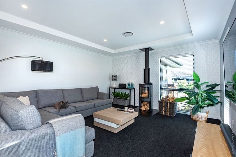 Photo of property in 37 Lucca Crescent, Rolleston, 7615